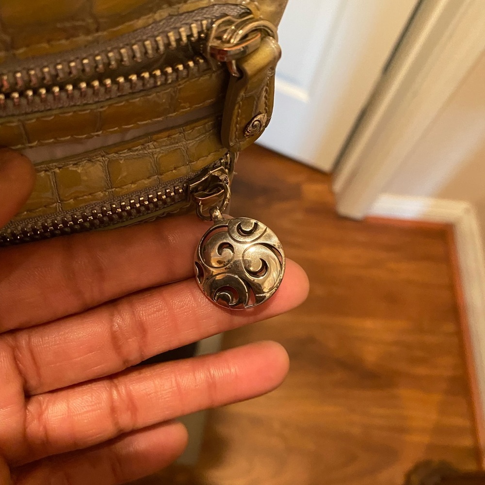 Brighton patent and nylon crossbody purse. - Picture 6 of 9